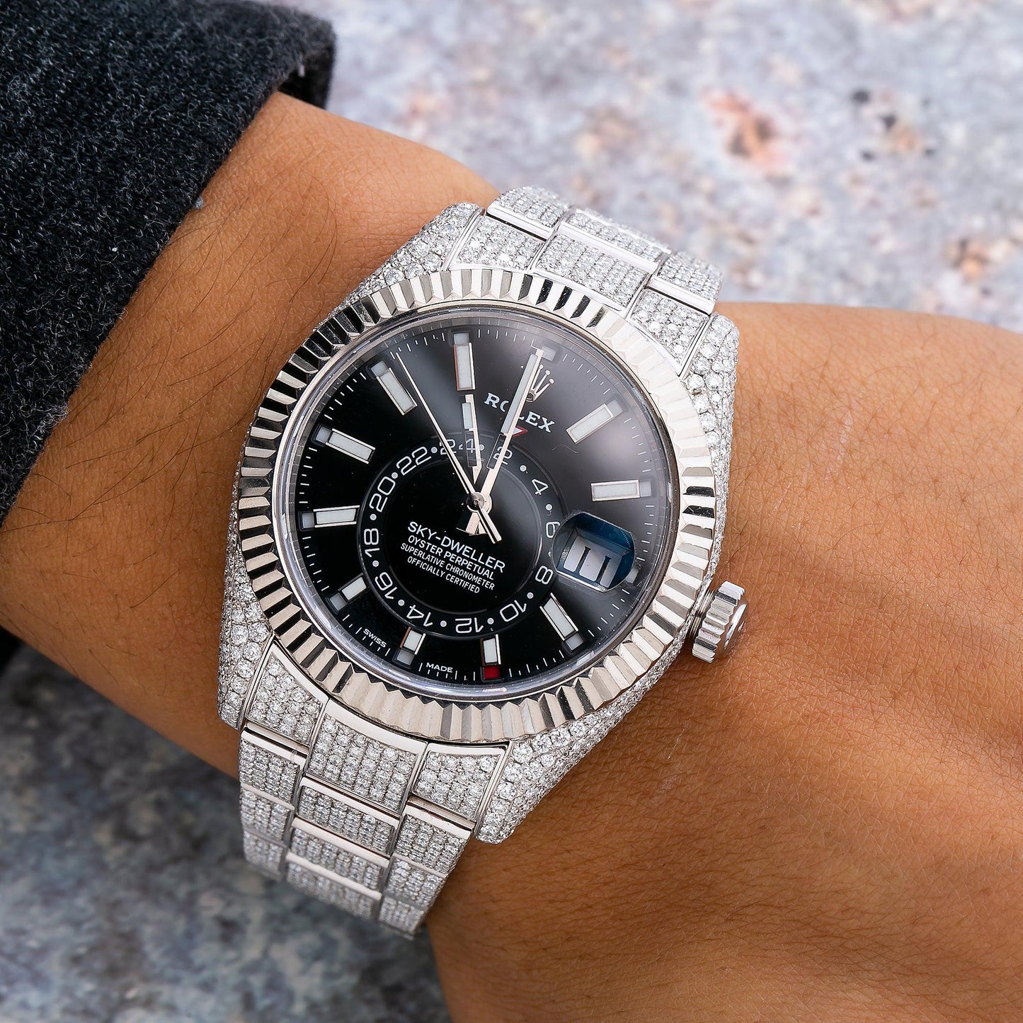 Rolex Sky-Dweller 42MM 326934 Black Dial Fluted Bezel Stainless Steel Full Diamond Oyster Bracelet 22.25ct