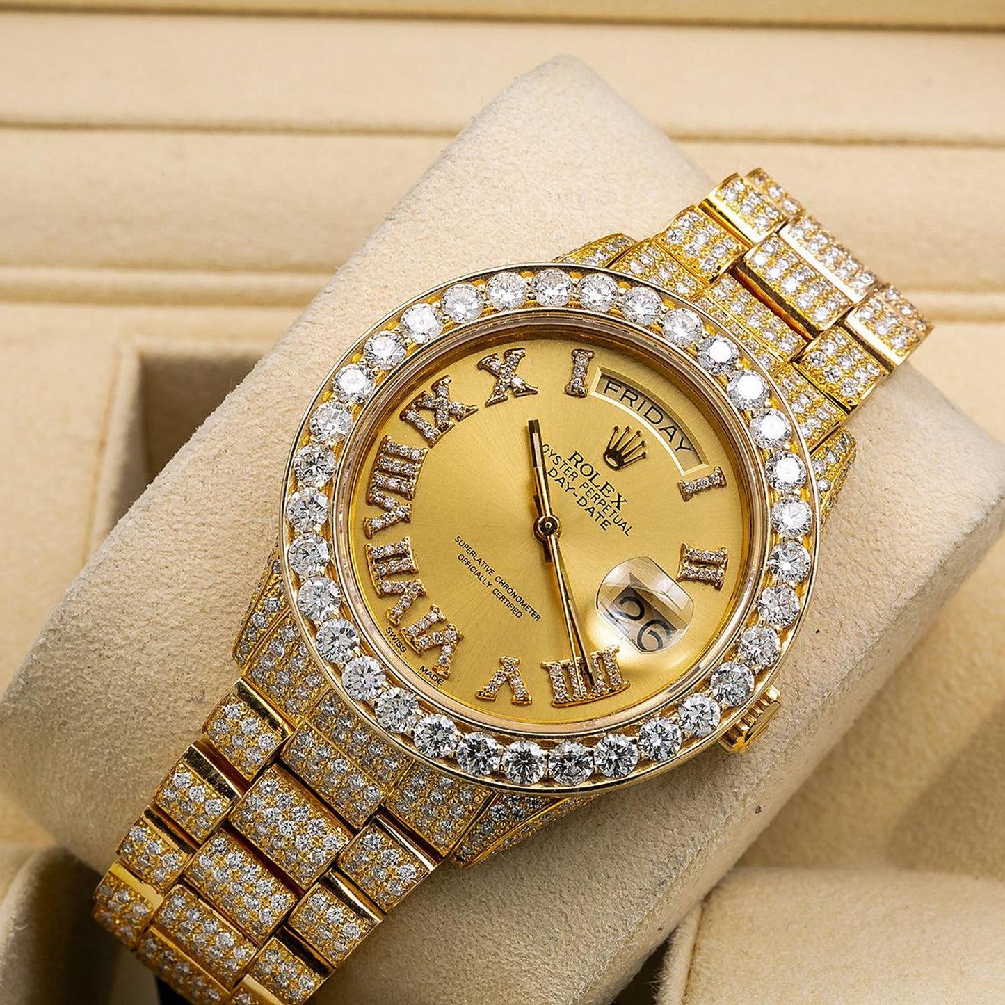 Rolex Day-Date 36MM 18038 Champagne Roman Diamond Dial Diamond Bezel 18K Yellow Gold Full Diamond President Bracelet 18.83ct