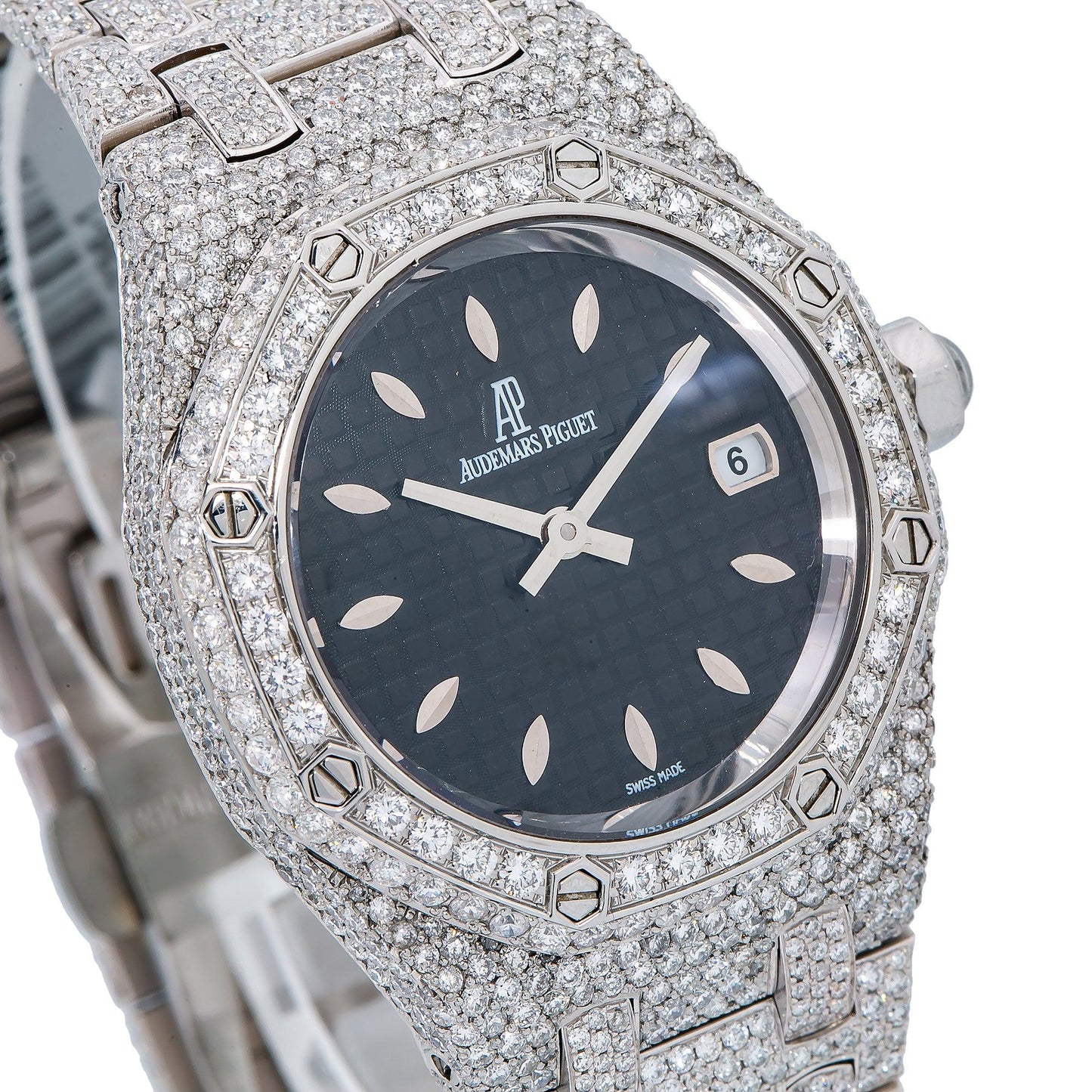 Audemars Piguet Royal Oak Lady 67601ST 33MM Black Dial With Stainless Steel Bracelet