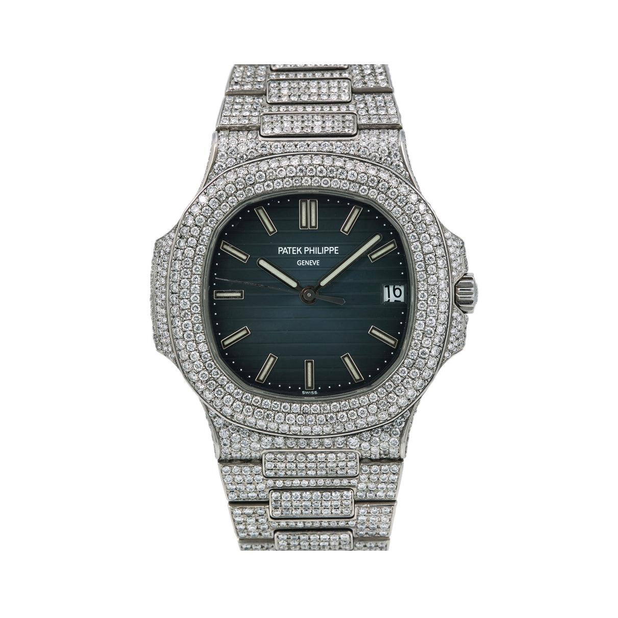 Patek Philippe Nautilus 5711 40MM Blue Dial With Stainless Steel Bracelet